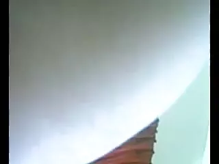 वेबकैम ब्लू मूवी एचडी पर सिल्वर हील्स दिखावा