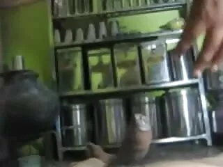 प्यारा छोटे स्तन रेड इंडियन किशोर हिंदी एचडी सेक्सी मूवी एकल छूत