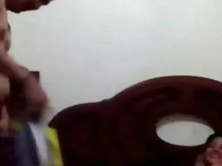 जूते में गर्म सेक्सी पिक्चर मूवी फुल एचडी एमआईएलए उसके छेद वाले निपल्स और बिल्ली के साथ खेल रहे हैं