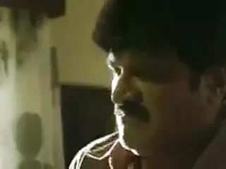 प्यारा किशोर undresses और सेक्सी मूवी एचडी बाध्य है और उसके मालिक द्वारा spanked