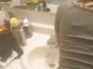 कृपया ब्लू मूवी एचडी मेरी गांड में एक खिलौना चिपका दो